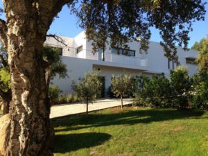 Vue extérieure d'une villa d'exception en Corse