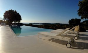 Piscine en Corse