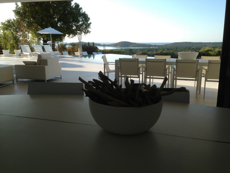 Terrasse Piscine Villa en Corse