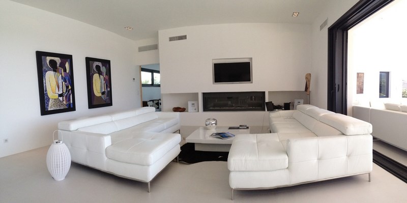 Salon d'une villa en Corse à Pinarello